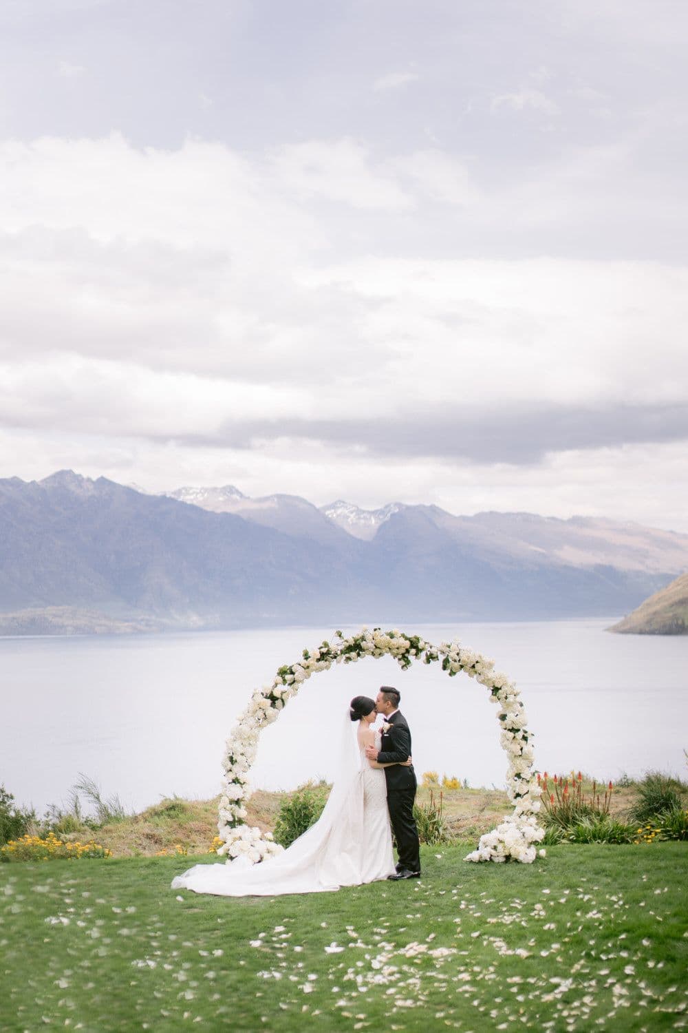 Selwyn & Ivory Wedding New Zealand - Venema Pictures Projects