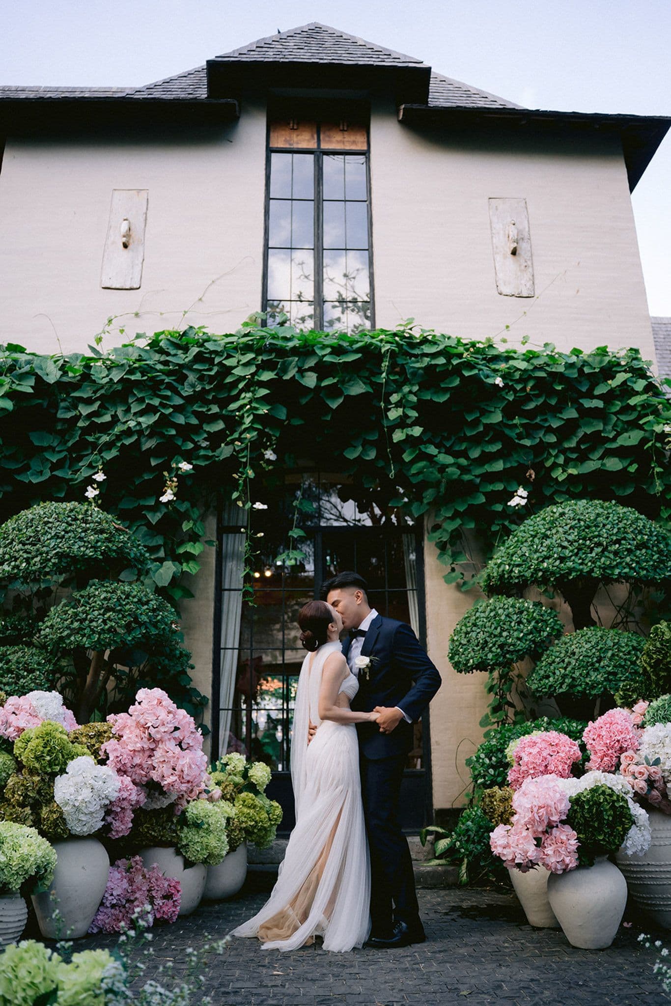 tan yuki kemilau bali wedding 30 b39c004e0c | Venema Pictures - Jakarta Bali Wedding Photography Videography