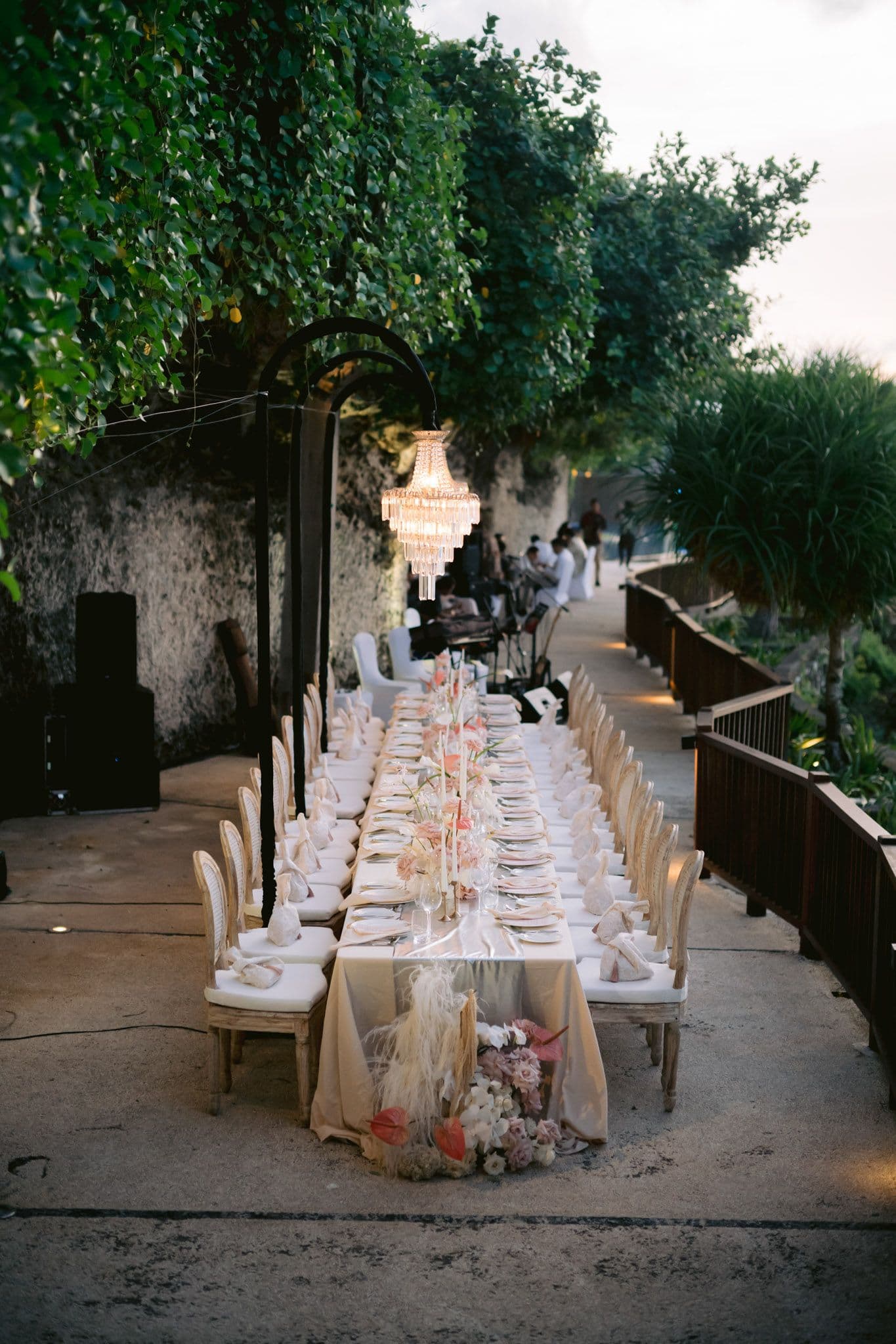 fritzsara jumeirah bali wedding 1 8d6d69abf4 | Venema Pictures - Jakarta Bali Wedding Photography Videography