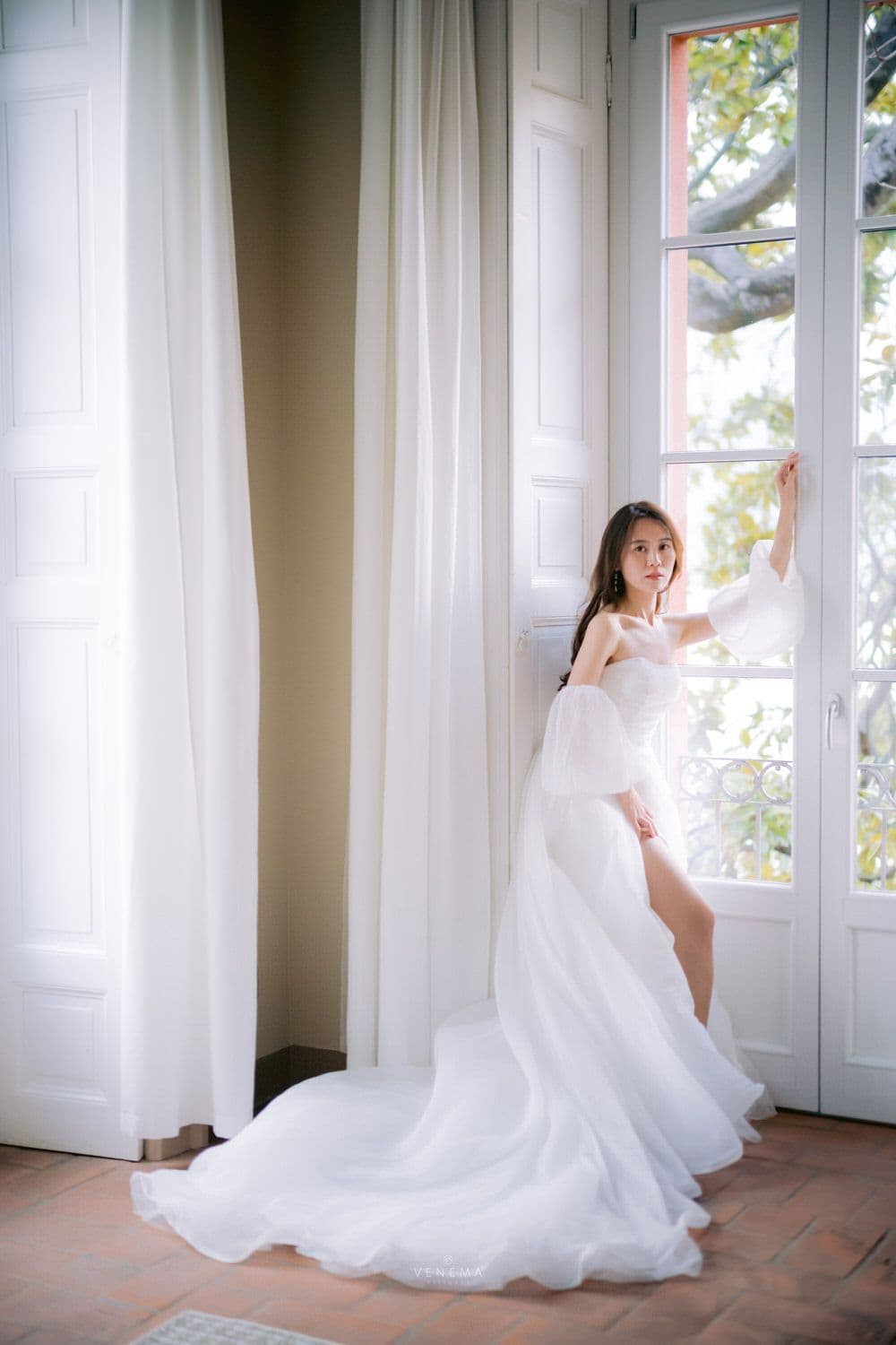 henry katrina italy couple session 88 78aae95295 | Venema Pictures - Jakarta Bali Wedding Photography Videography